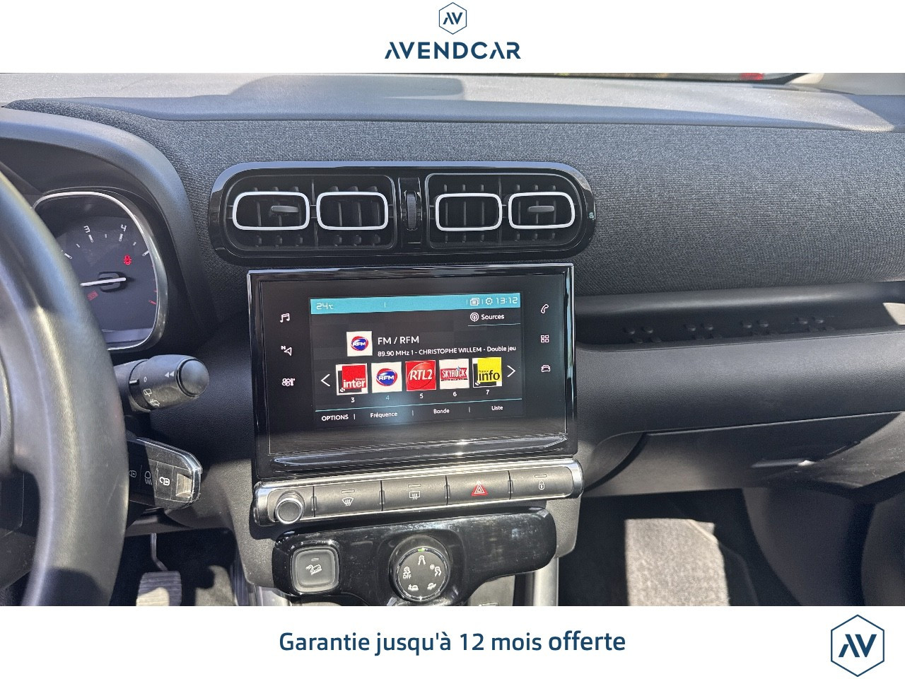
                                                Voiture
                                                 C3 AIRCROSS 1.5 BLUEHDI 100 SHINE START-STOP