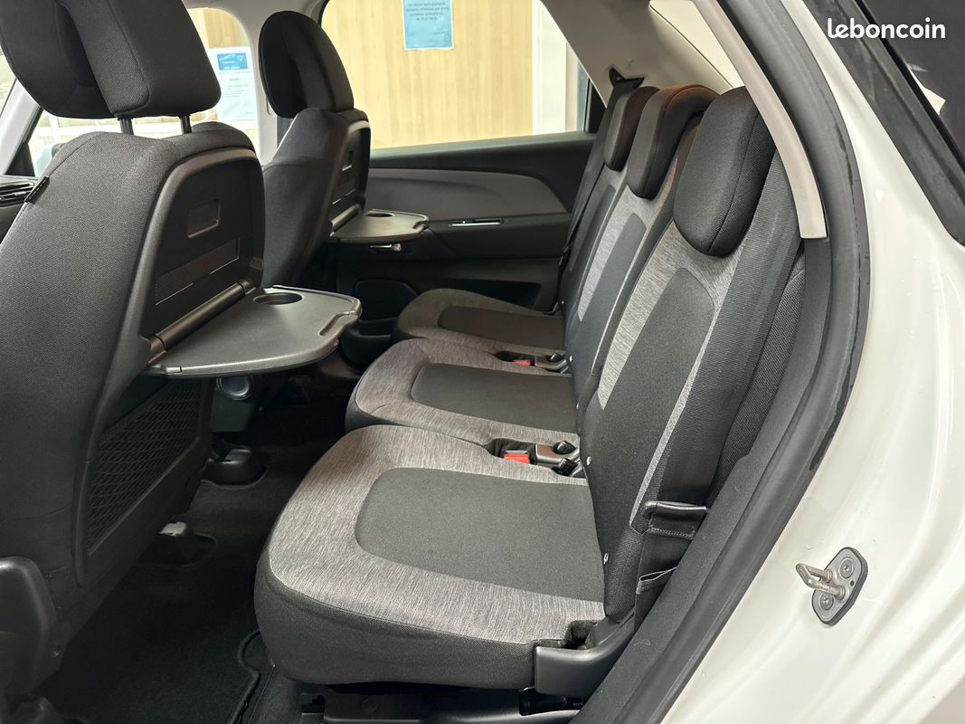 
                                                Voiture
                                                 C4 Spacetourer 1.5 BlueHDI 130 ch Business EAT8