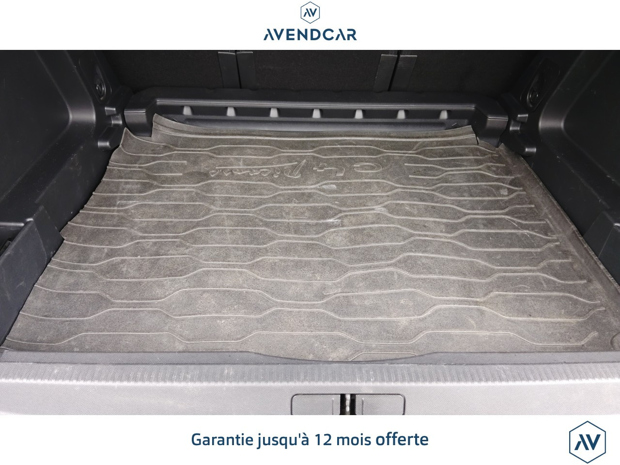 
                                                Voiture
                                                 C5 AIRCROSS 1.5 BLUEHDI 130 MAX EAT BVA