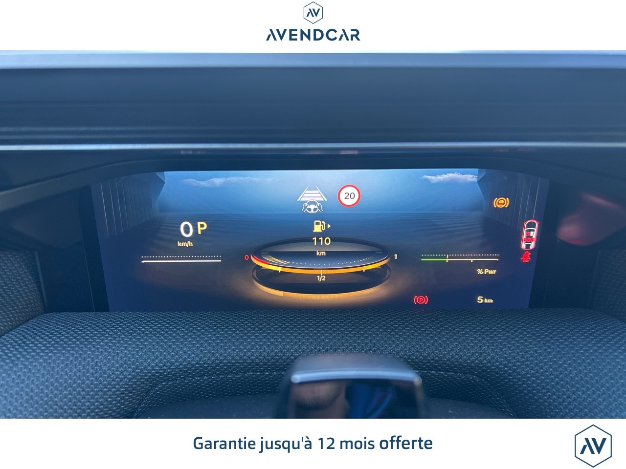 
                                                Voiture
                                                 C5 AIRCROSS HYBRIDE 145 CV MAX