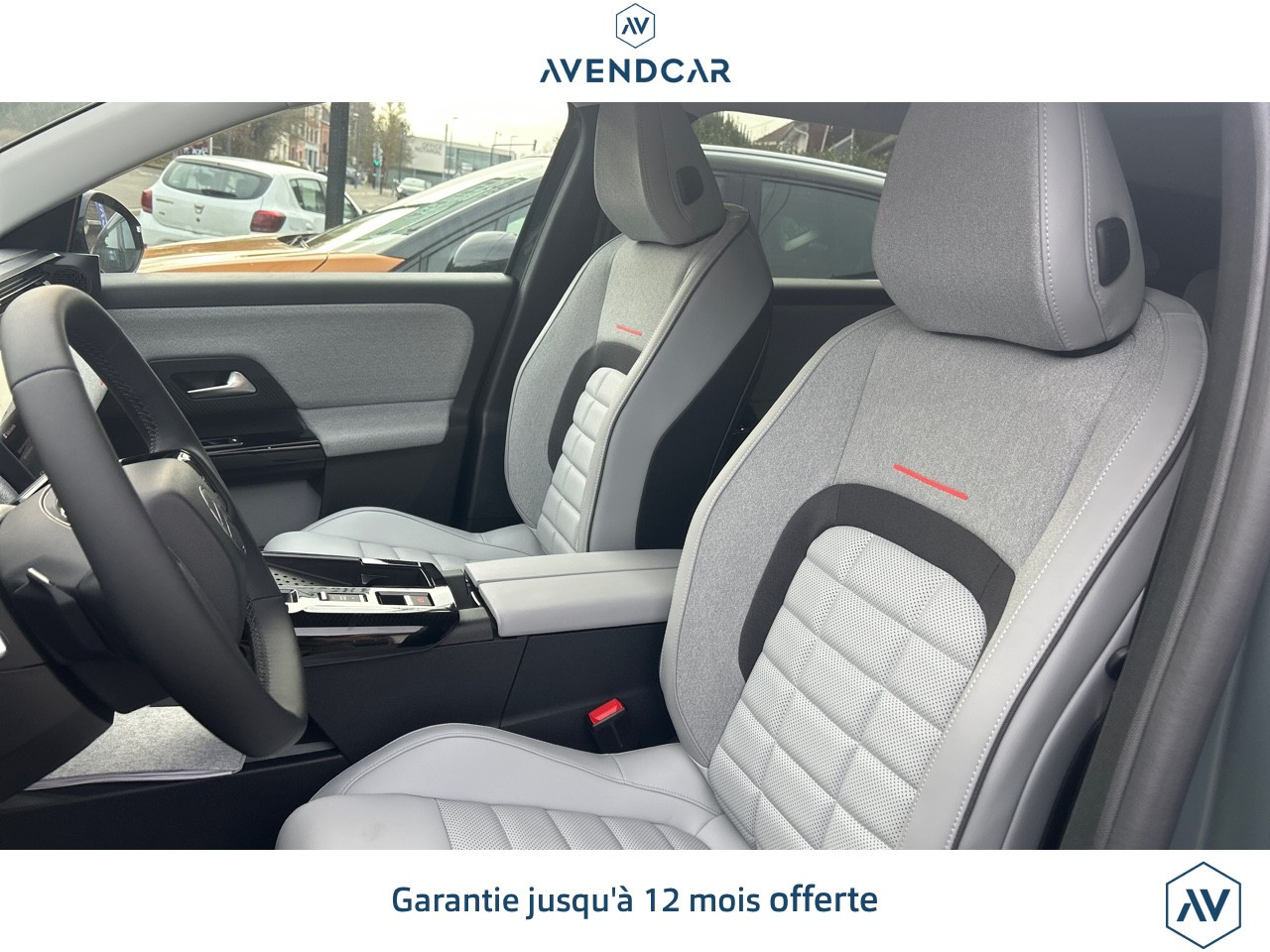 
                                                Voiture
                                                 C5 AIRCROSS HYBRIDE 145 CV MAX A PARTIR DE 370 EUROS*