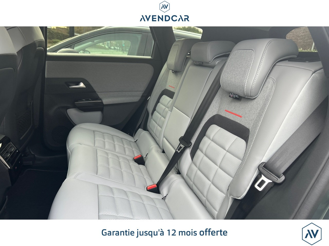 
                                                Voiture
                                                 C5 AIRCROSS Hybride 145 MAX