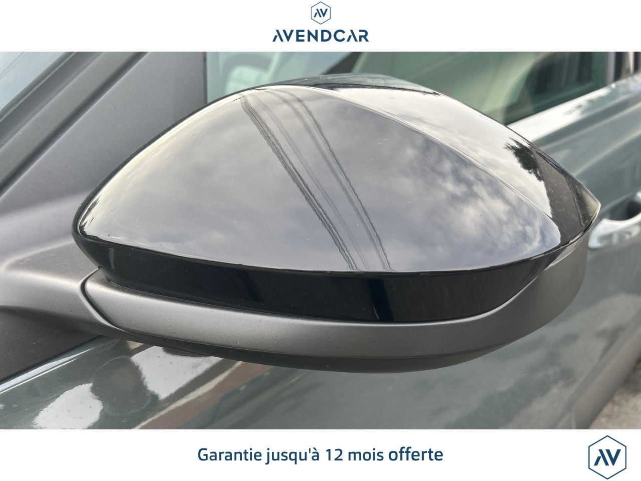 
                                                Voiture
                                                 C5 AIRCROSS Hybride 145 MAX