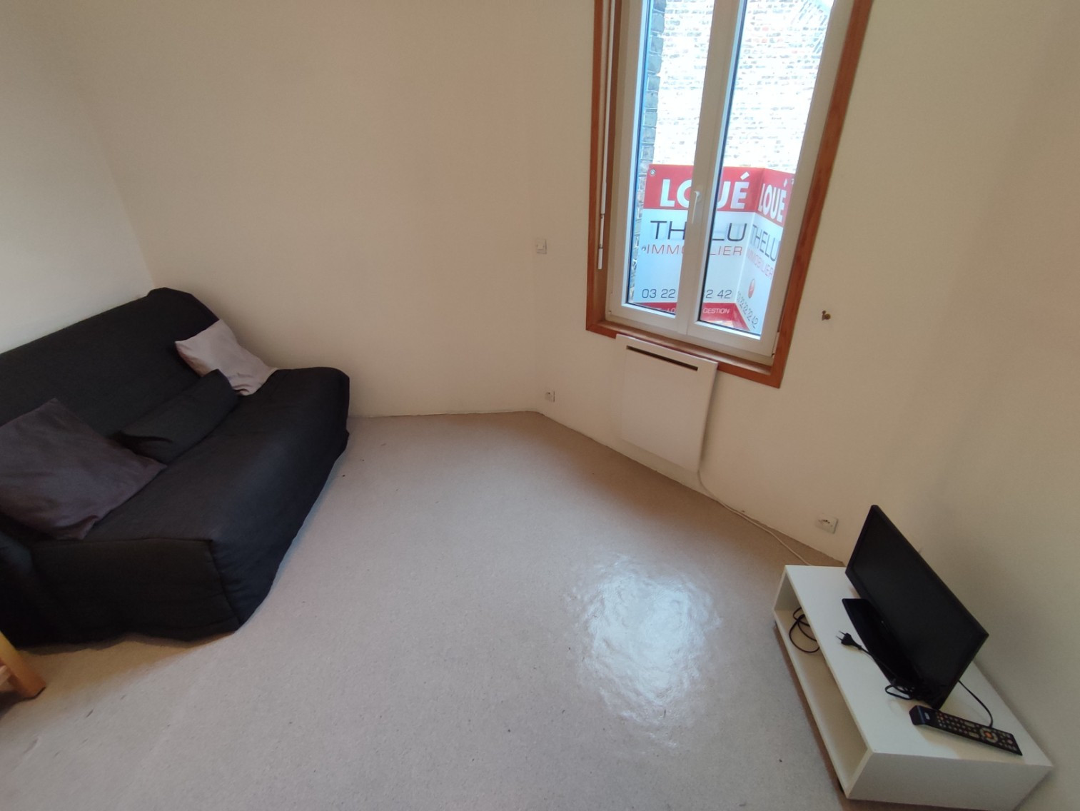 
                                                Vente
                                                 Cachet amiénois, format mini
