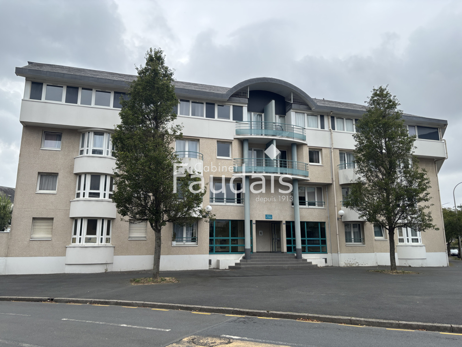 
                                                Vente
                                                 CAEN 2 pièces   proche Hôpital Privé Saint-Martin et Mémoria