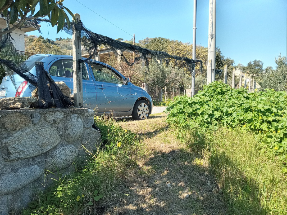 
                                                Vente
                                                 Calabre, villa/ch. d'hôtes vue mer à terminer