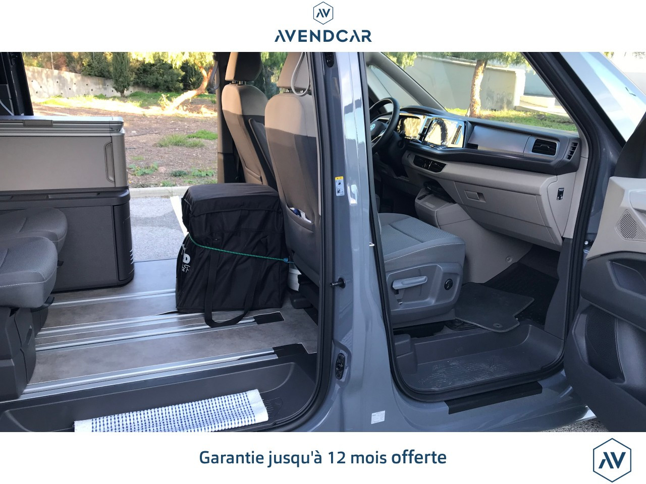 
                                                Voiture
                                                 CALIFORNIA T7