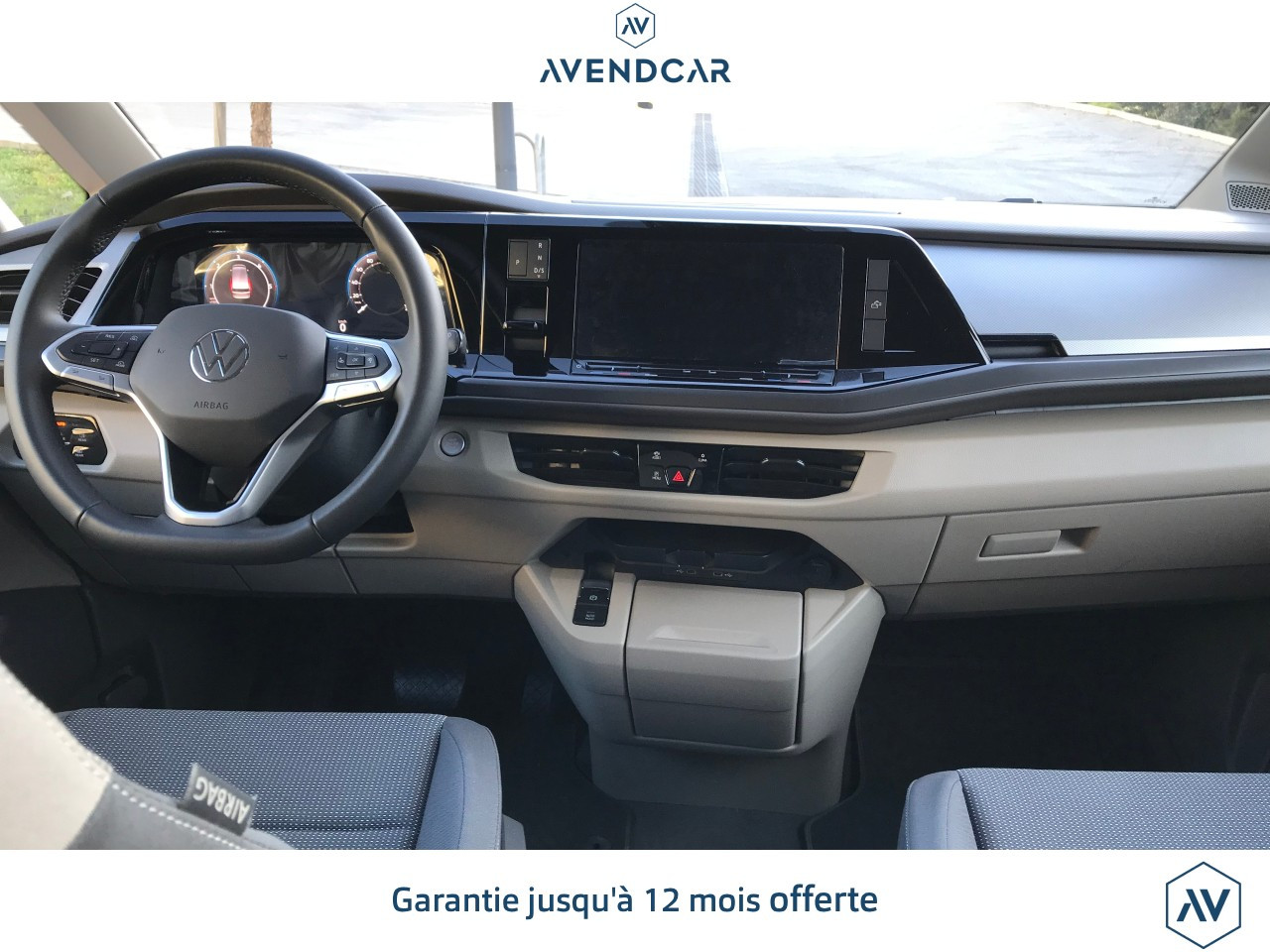 
                                                Voiture
                                                 CALIFORNIA T7