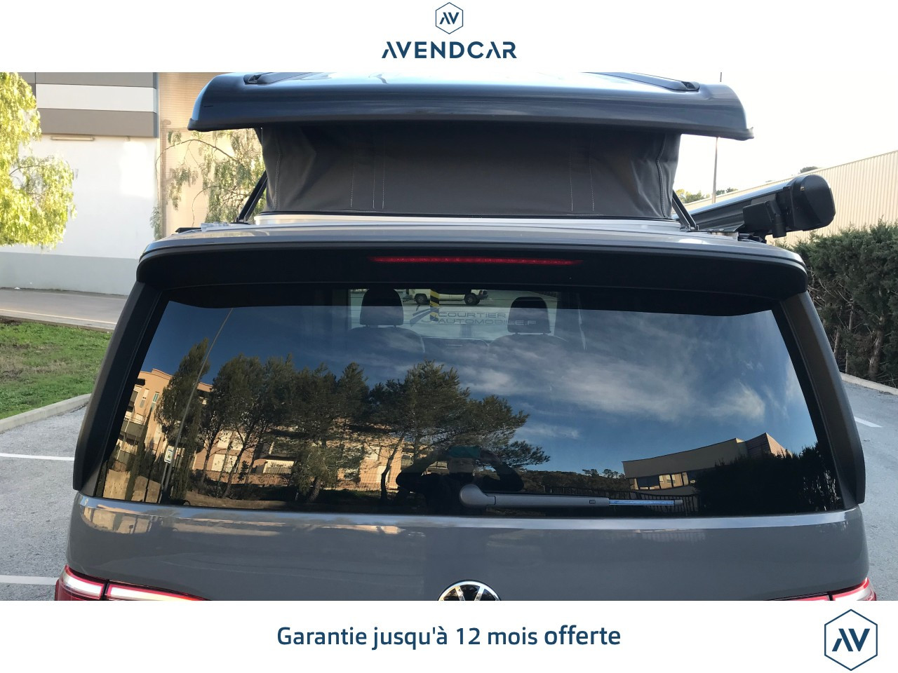 
                                                Voiture
                                                 CALIFORNIA T7