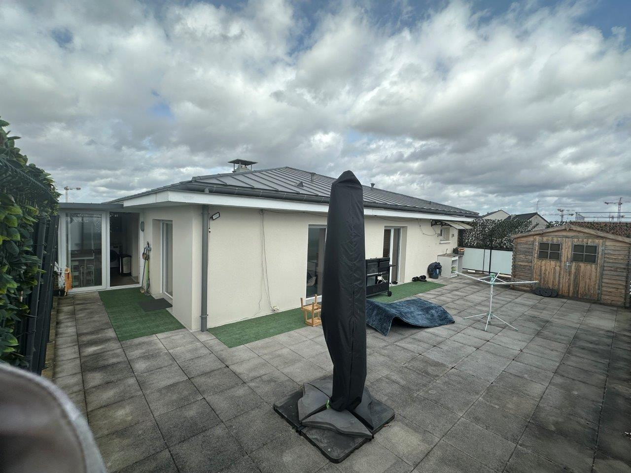 
                                                Location
                                                 Calme et Confort à Bezons - 4 chambres