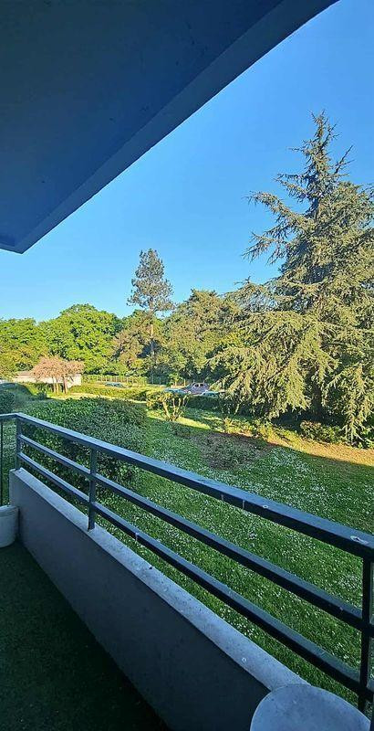 
                                                Colocation
                                                 Calme et paisible - chambre en colocation