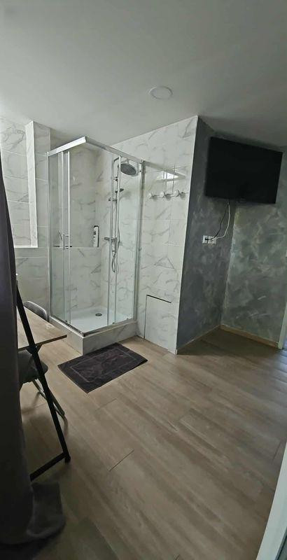 
                                                Colocation
                                                 Calme et paisible - chambre en colocation