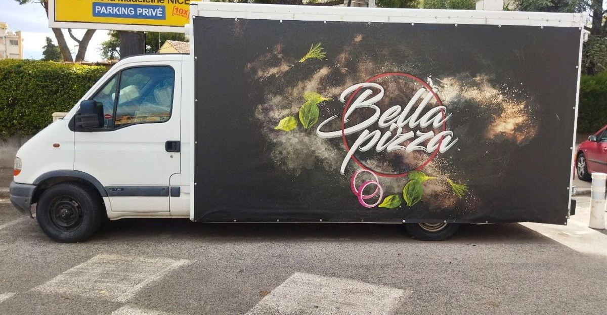 
                                                Utilitaire
                                                 Camion Pizza Snack