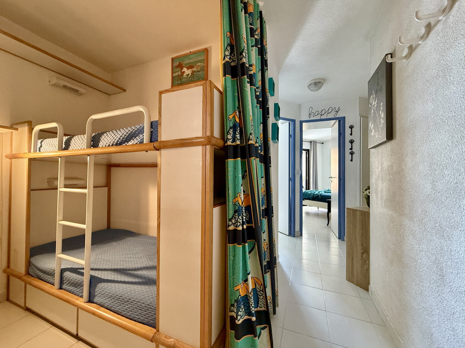 
                                                Vente
                                                 Cannes-la Bocca - Petit 3 pièces de 38 m2 situé à proximité des plages