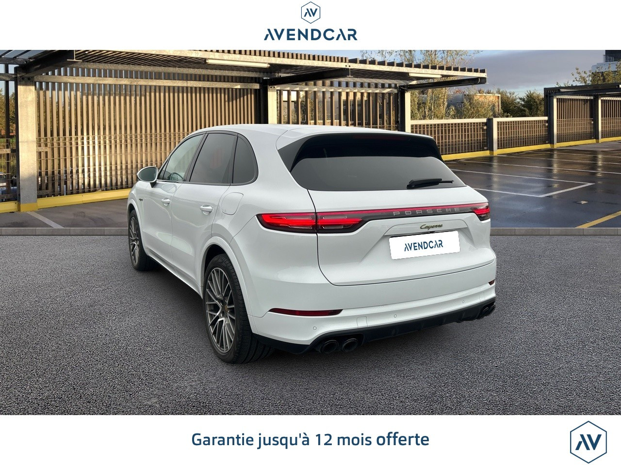 
                                                Voiture
                                                 CAYENNE 3.0 E-HYBRID 462H 340 PHEV 14.1KWH PLATINUM EDITION BVA