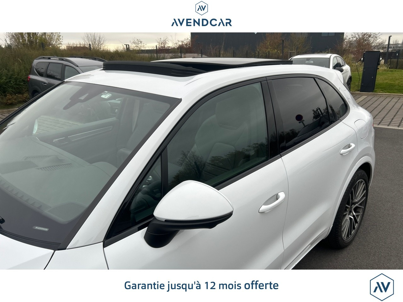 
                                                Voiture
                                                 CAYENNE 3.0 E-HYBRID 462H 340 PHEV 14.1KWH PLATINUM EDITION BVA