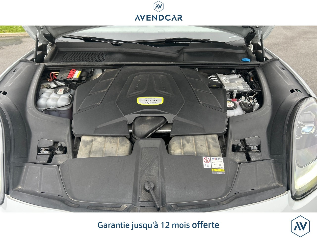 
                                                Voiture
                                                 CAYENNE 3.0 E-HYBRID 462H 340 PHEV 14.1KWH PLATINUM EDITION BVA