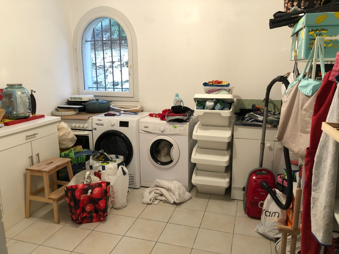 
                                                Vente
                                                 Cède  USUFRUIT