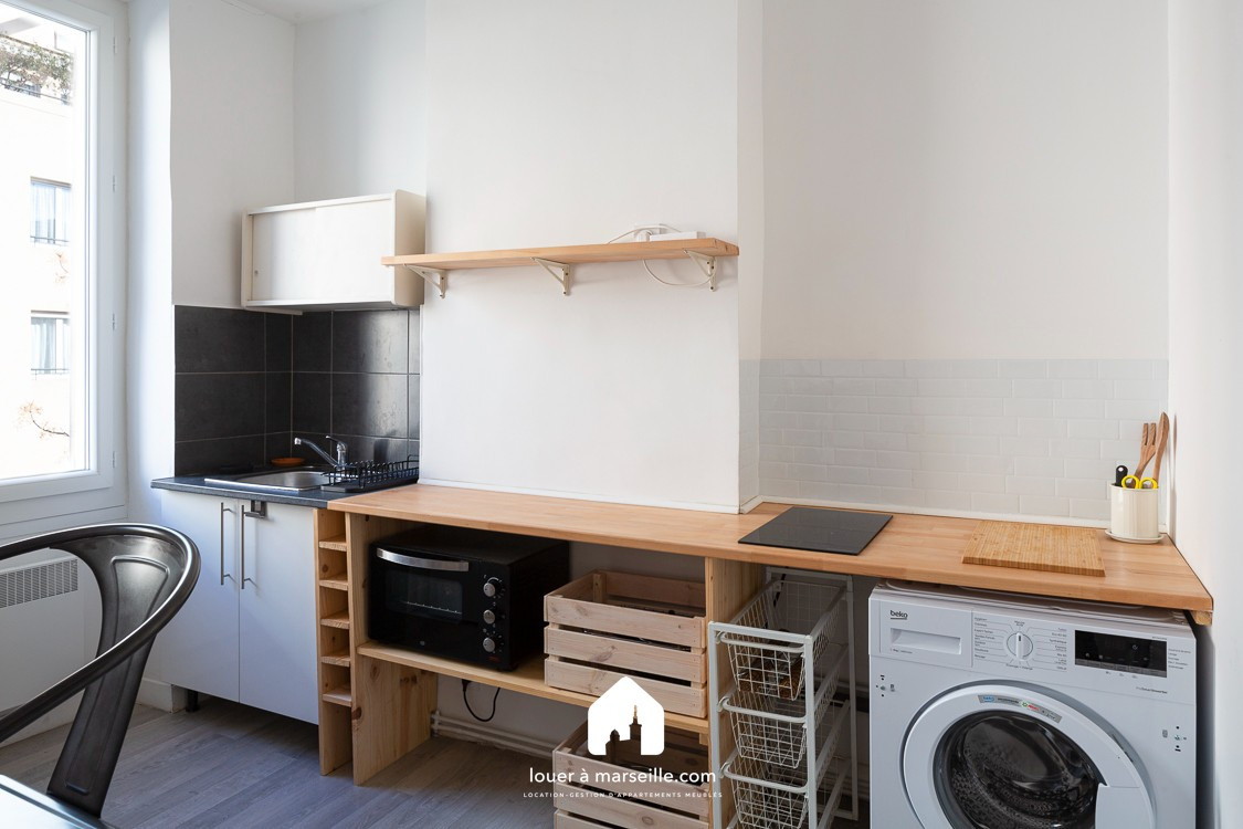 
                                                Location
                                                 Central Castellane