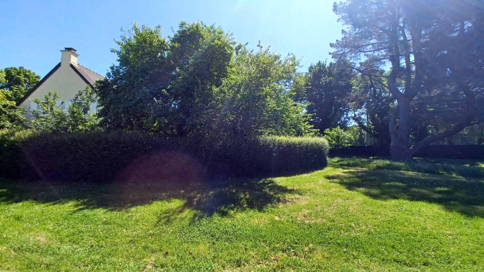 
                                                Vente
                                                 centre  Alma - Maison familiale avec beau jardin