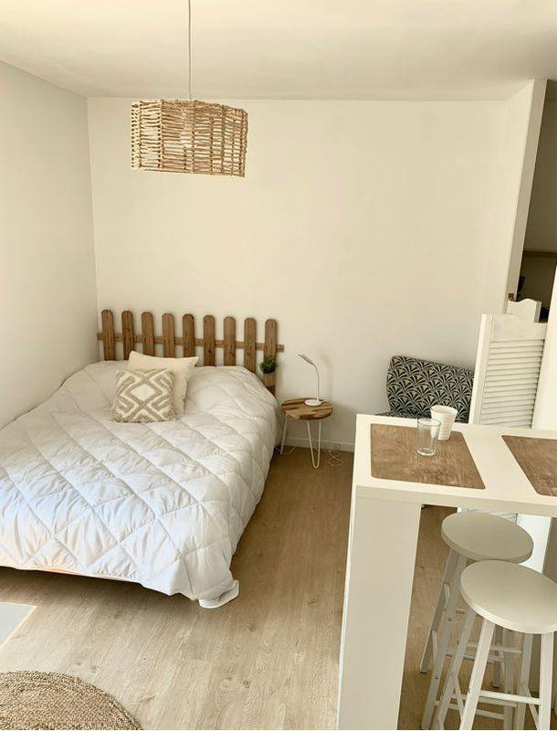 
                                                Location
                                                 Centre -quartier lamoriciere- libre de suite