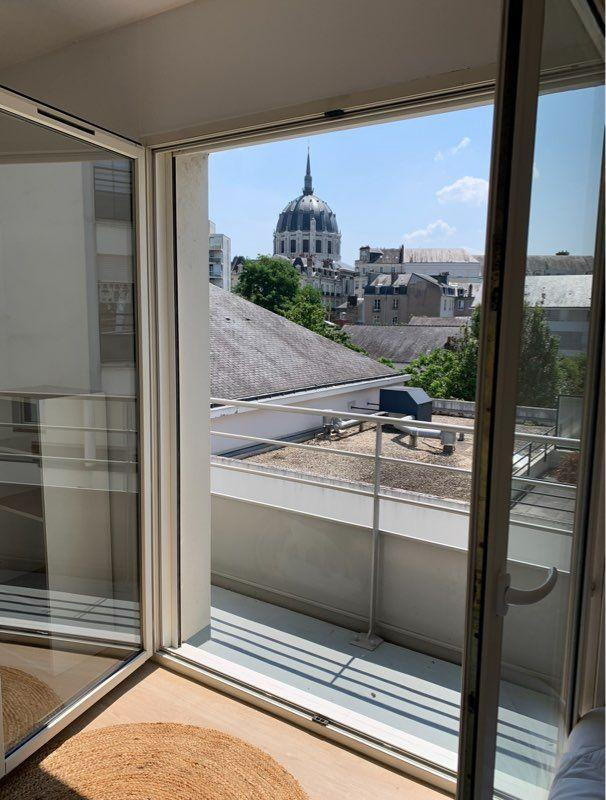 
                                                Location
                                                 Centre -quartier lamoriciere- libre de suite