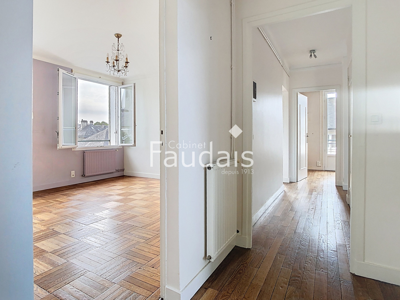 
                                                Vente
                                                 CENTRE VILLE DE SAINT-LÔ, Appartement, 2 chambres