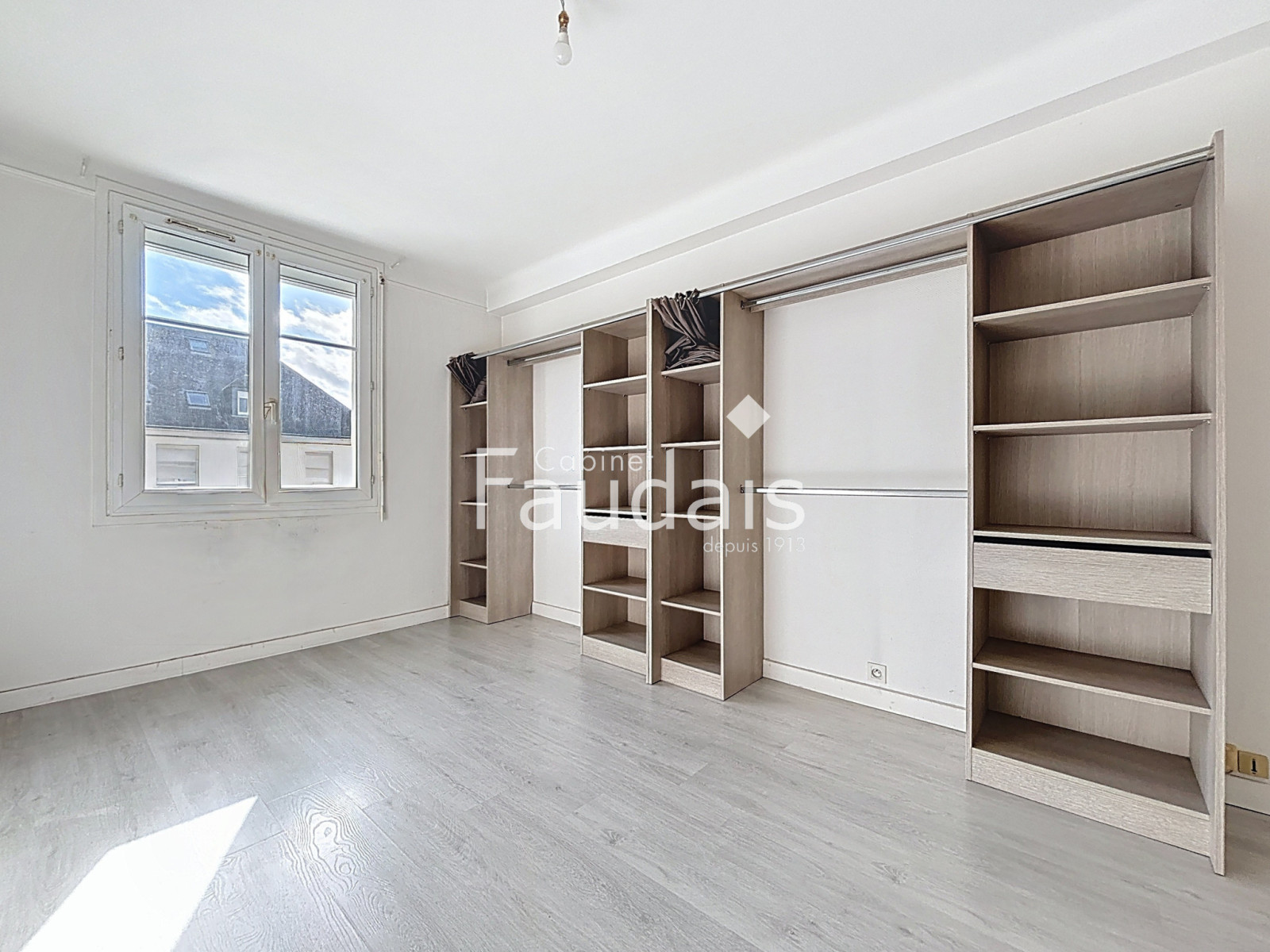 
                                                Vente
                                                 CENTRE-VILLE DE SAINT-LO, Appartement, 2 chambres 