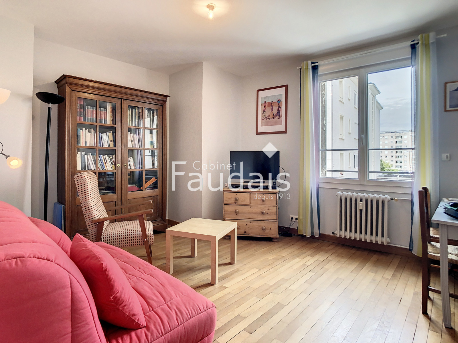 
                                                Vente
                                                 Centre-ville de SAINT-LO, Appartement 3 pièces