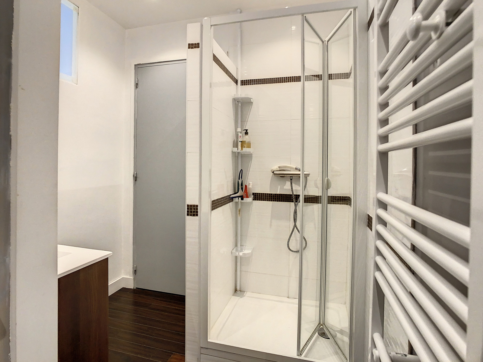 
                                                Vente
                                                 Centre-ville de SAINT-LO, Appartement 3 pièces