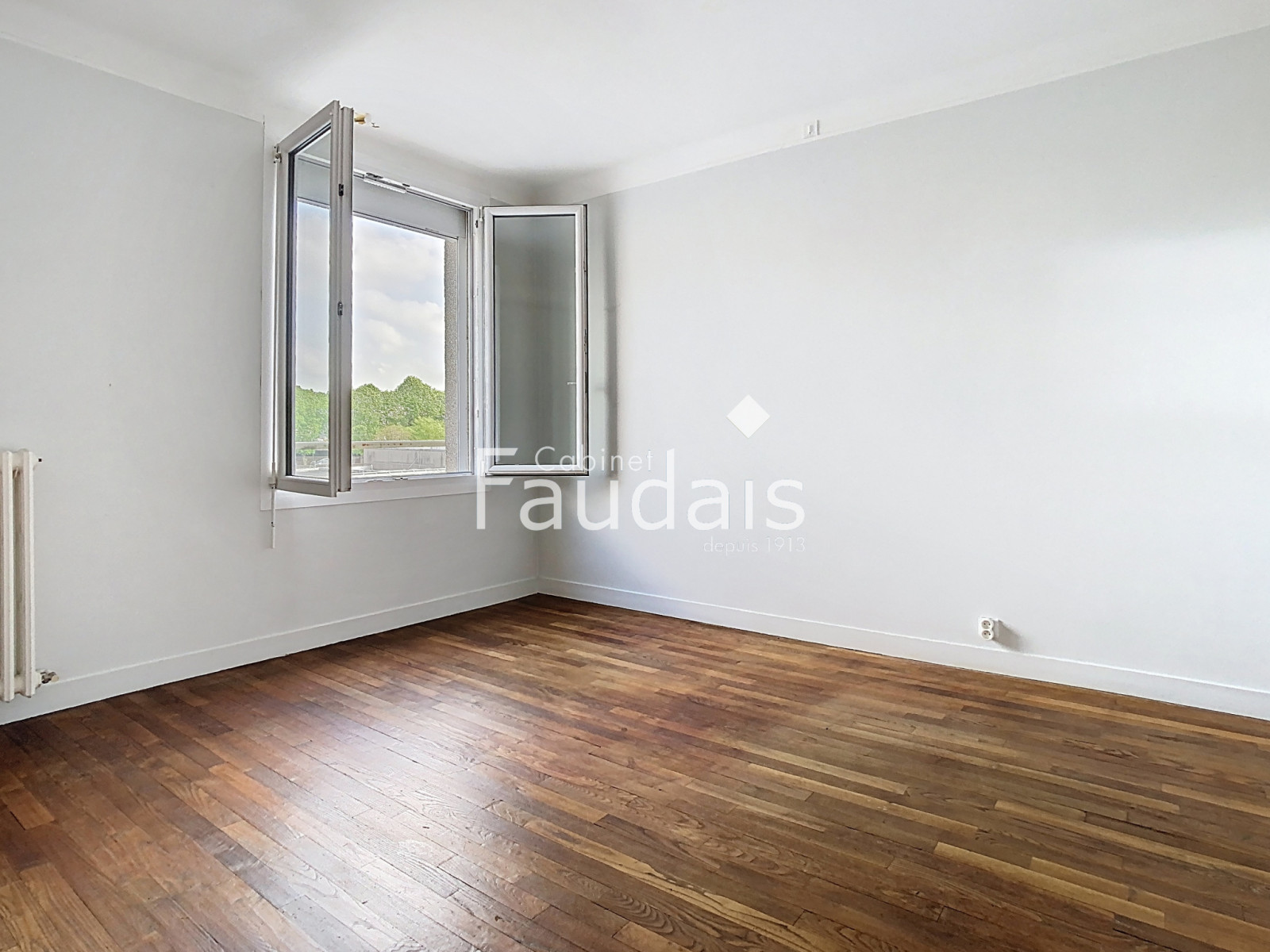 
                                                Vente
                                                 CENTRE VILLE DE SAINT-LÔ, appartement, 81m2