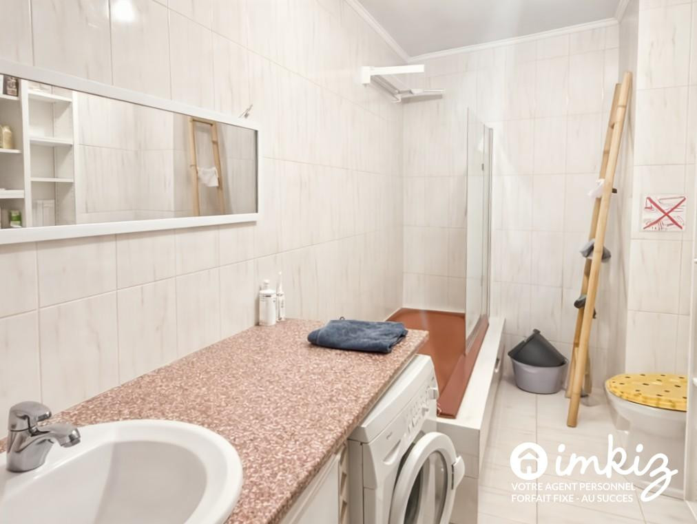 
                                                Vente
                                                 Centre-ville Nice - T4 de 80 m² à fort potentiel