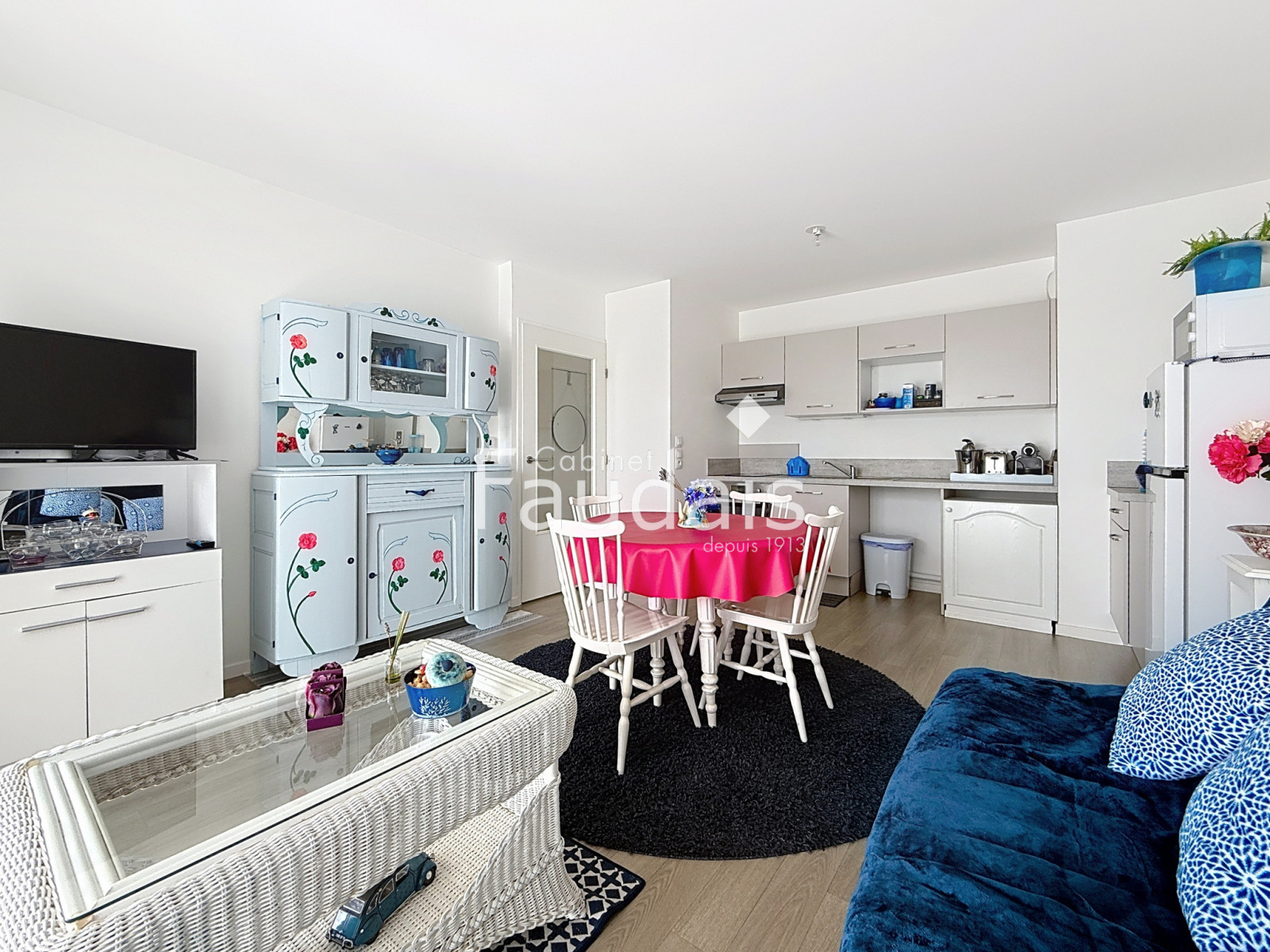 
                                                Vente
                                                 Centre ville ST LO