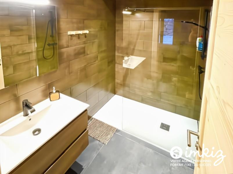 
                                                Vente
                                                 Chalet d'exception avec piscine intérieure