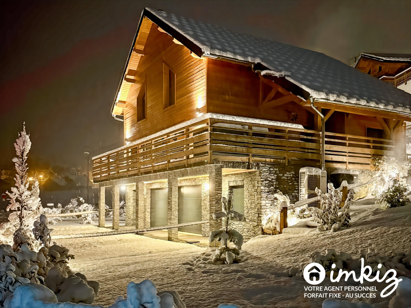 
                                                Vente
                                                 Chalet d'exception avec piscine intérieure