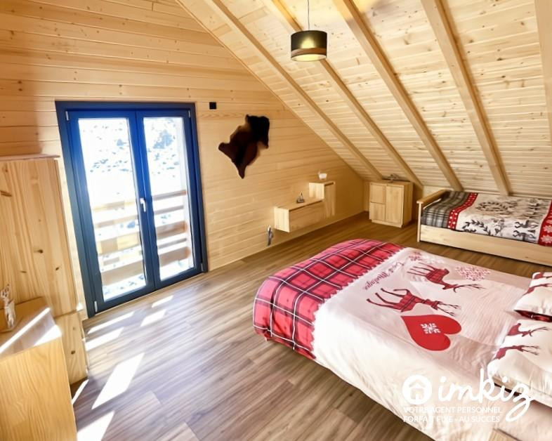 
                                                Vente
                                                 Chalet d'exception avec piscine intérieure