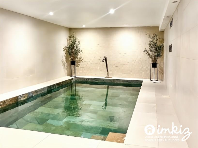 
                                                Vente
                                                 Chalet d'exception avec piscine intérieure