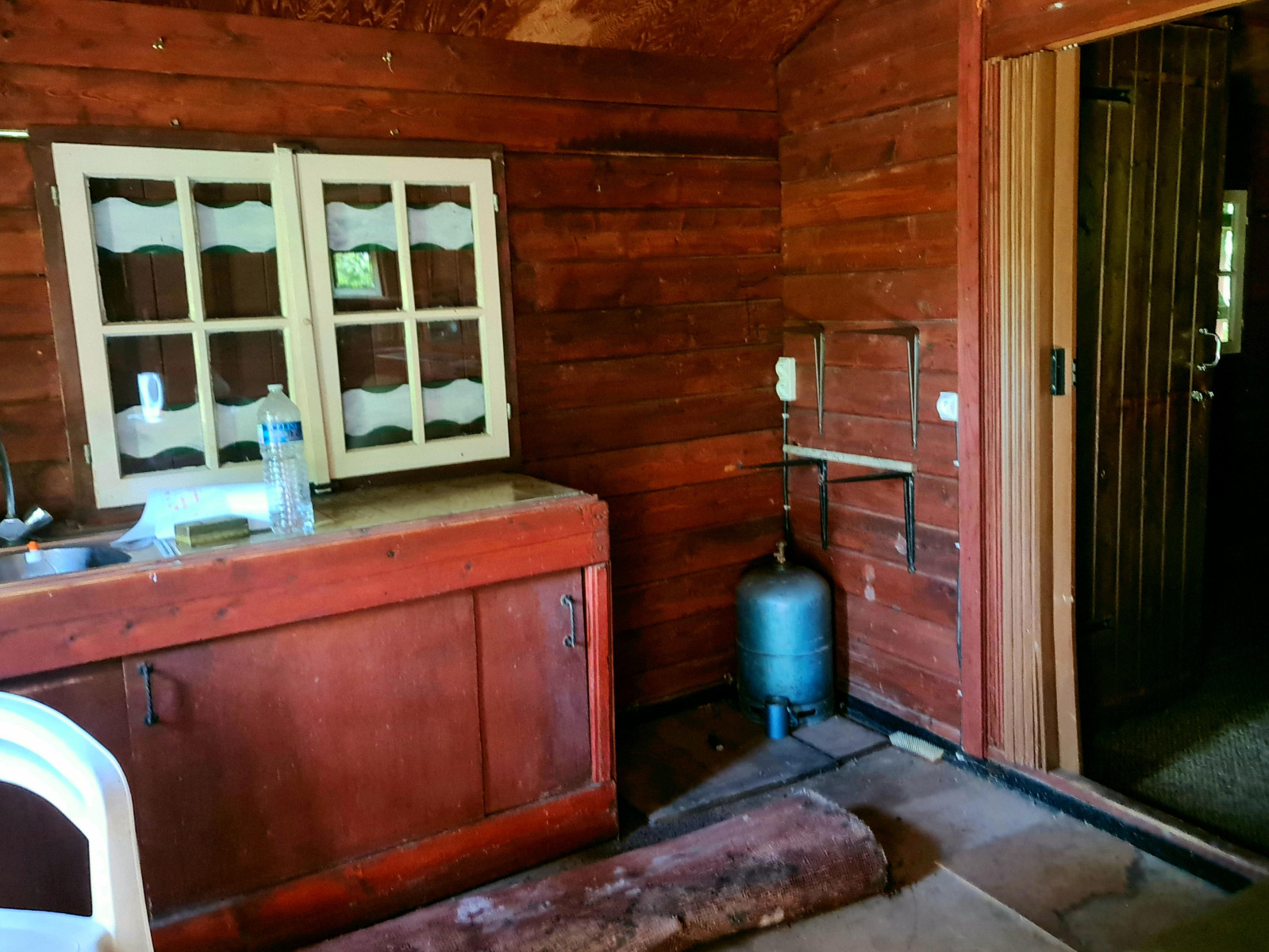 
                                                Vente
                                                 Chalet en bord de Seine, 2 pièces, vue d'exception