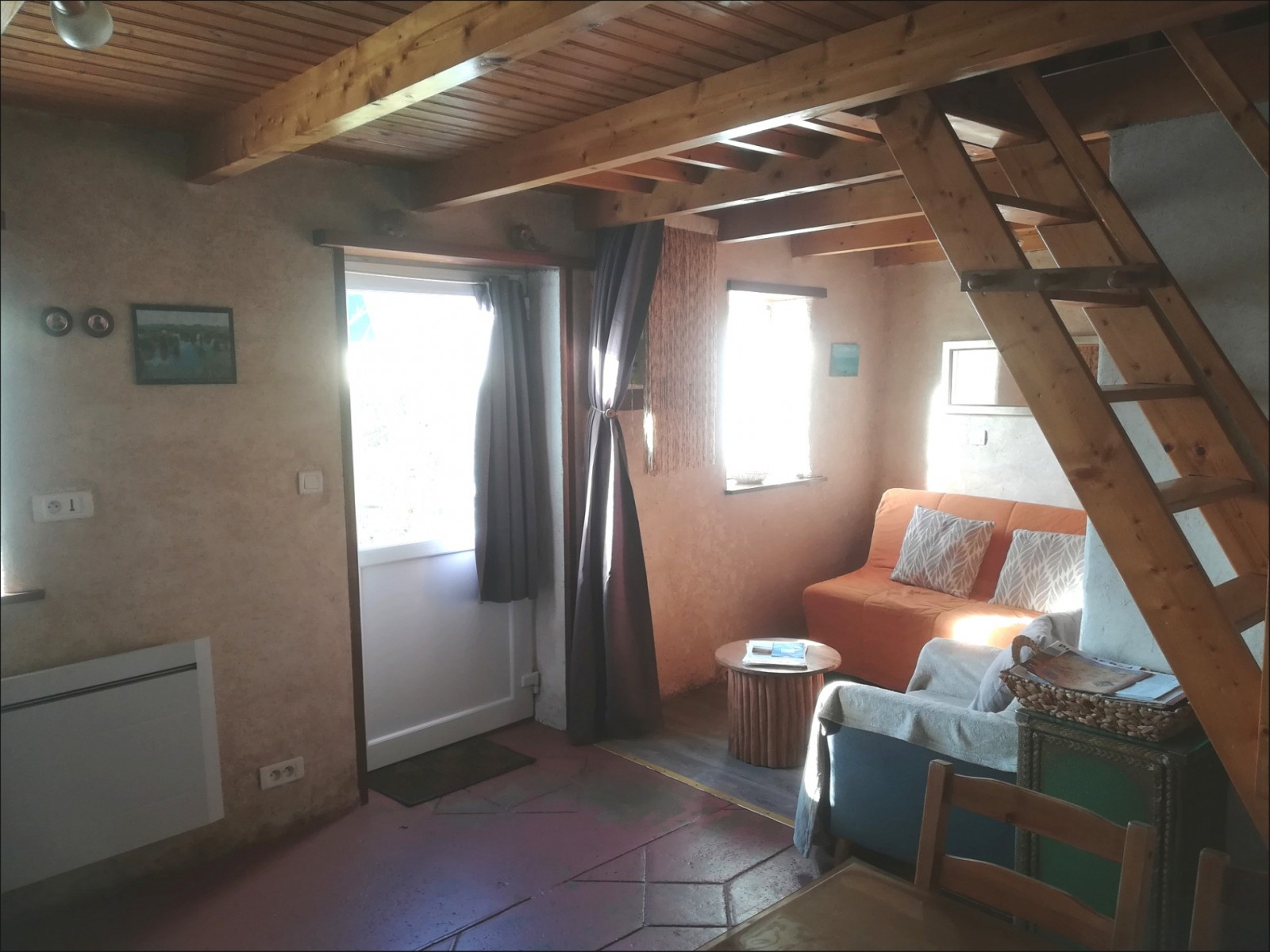 
                                                Location de vacances
                                                 Chaleureux petit gîte Monts d'Arrée, 30 min mer