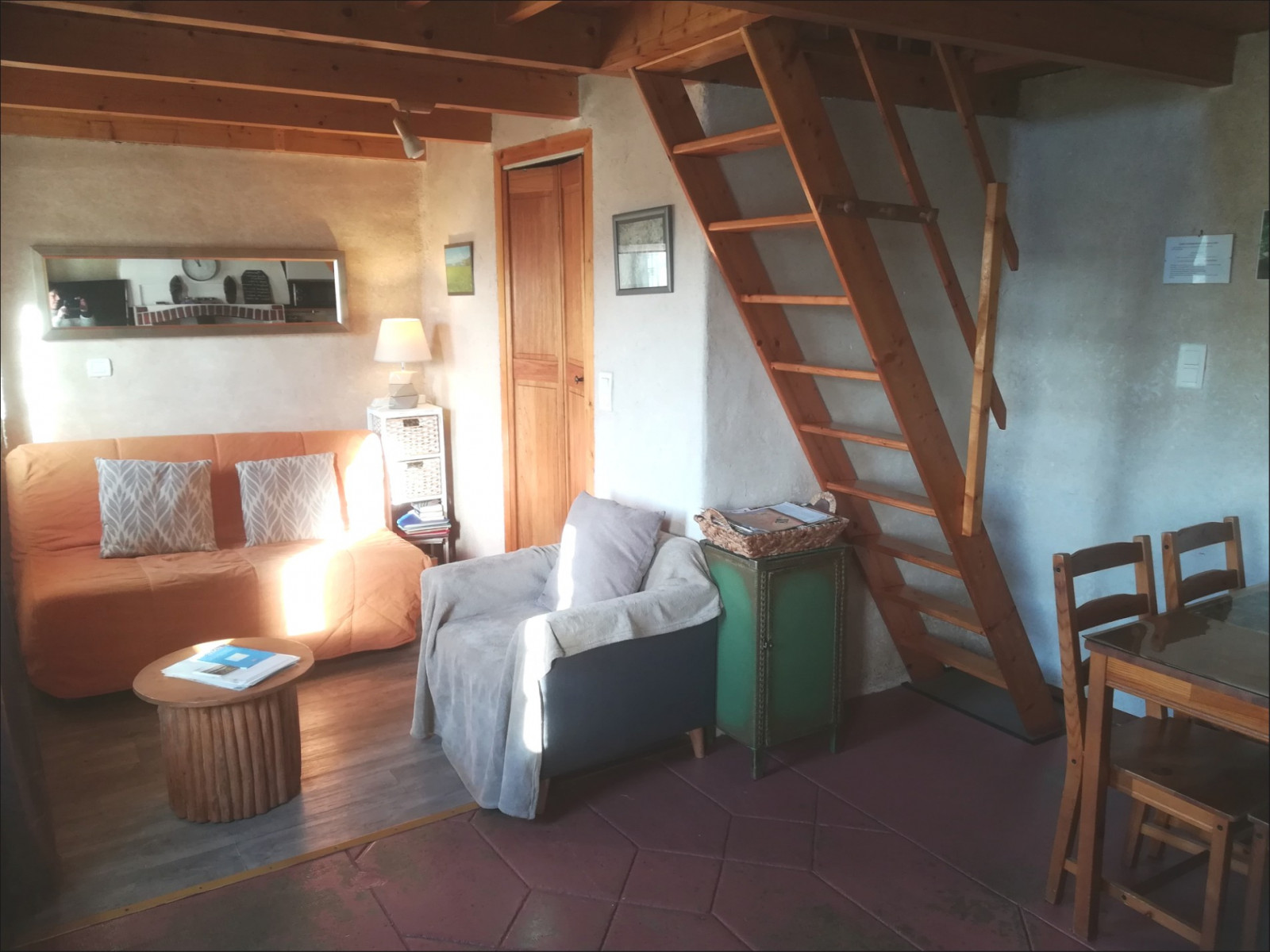 
                                                Location de vacances
                                                 Chaleureux petit gîte Monts d'Arrée, 30 min mer