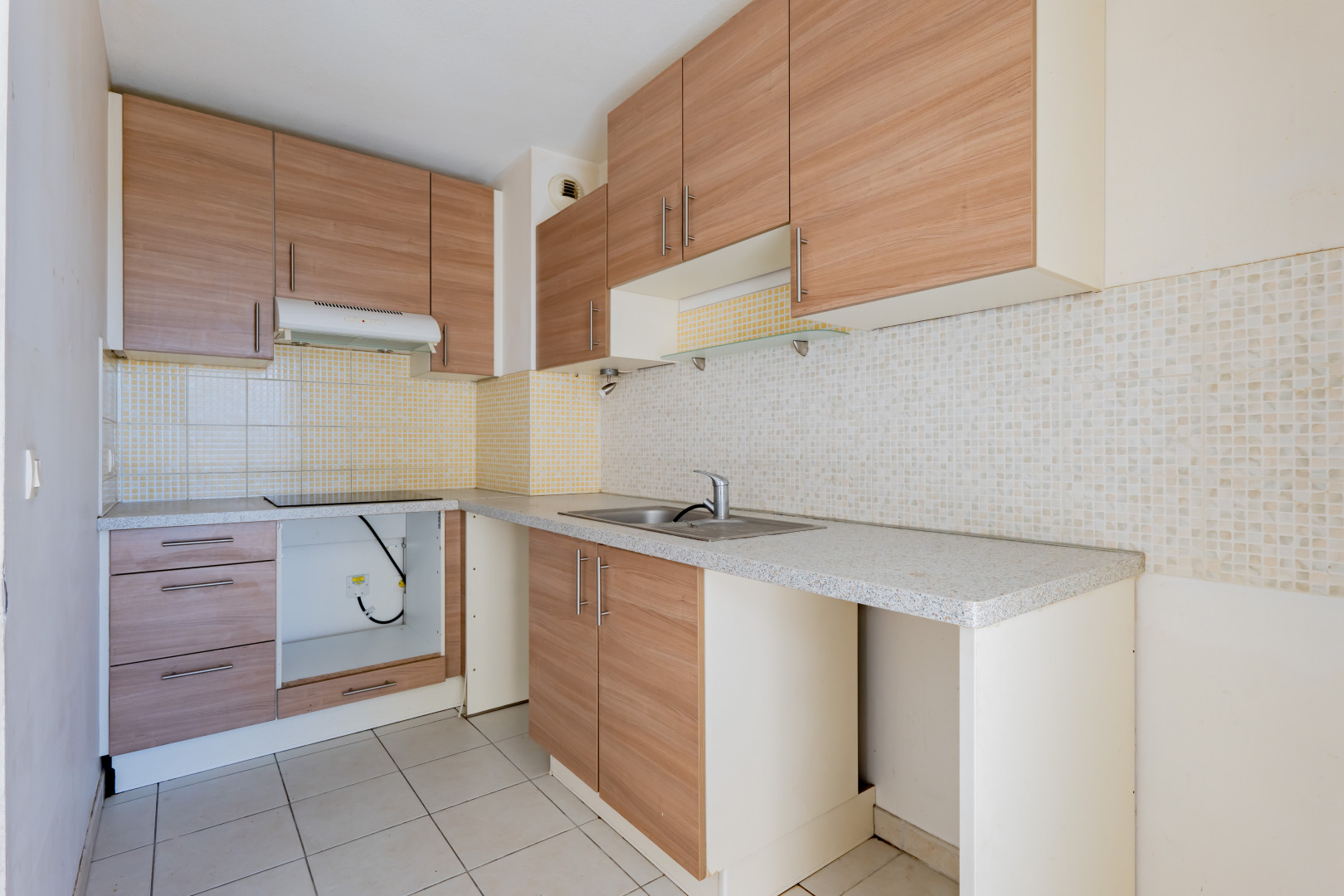 
                                                Vente
                                                 Chamant 3 pièces et Garages