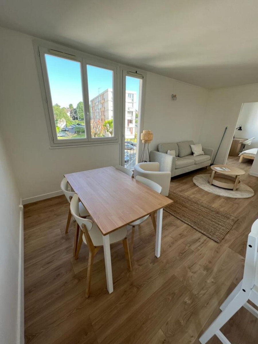 
                                                Colocation
                                                 Chambre 1 -  1 chambre disponible en colocation