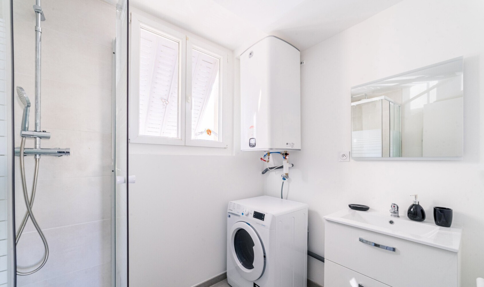 
                                                Colocation
                                                 Chambre 1 -  2 chambres disponibles en colocation
