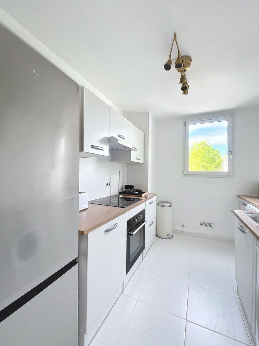 
                                                Colocation
                                                 Chambre 1 -  1 chambre disponible en colocation