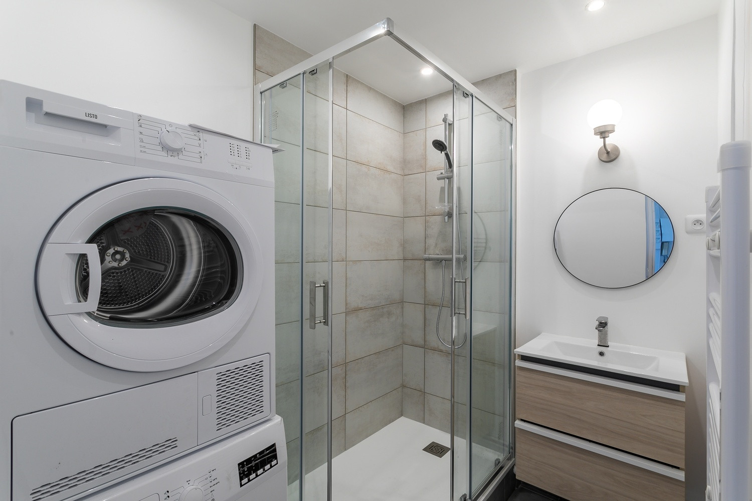 
                                                Colocation
                                                 Chambre 1 -  1 chambre disponible en colocation