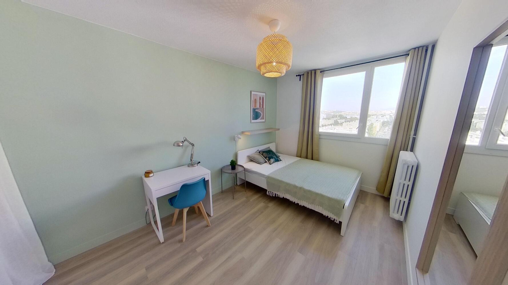 
                                                Colocation
                                                 Chambre en colocation appartement meublé