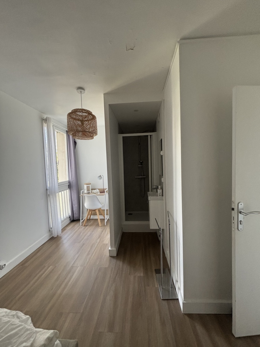 
                                                Colocation
                                                 Chambre 1 - Appartement 4 pièces