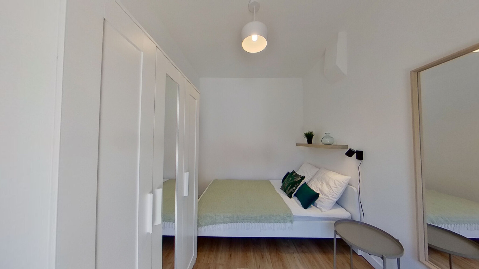
                                                Colocation
                                                 Chambre en colocation appartement meublé