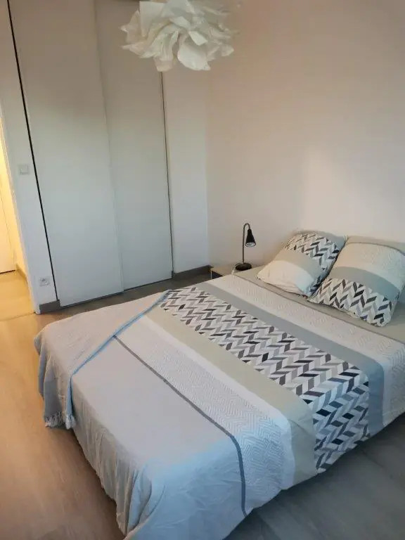 
                                                Colocation
                                                 Chambre 10.96m² à Villenave-d'Ornon