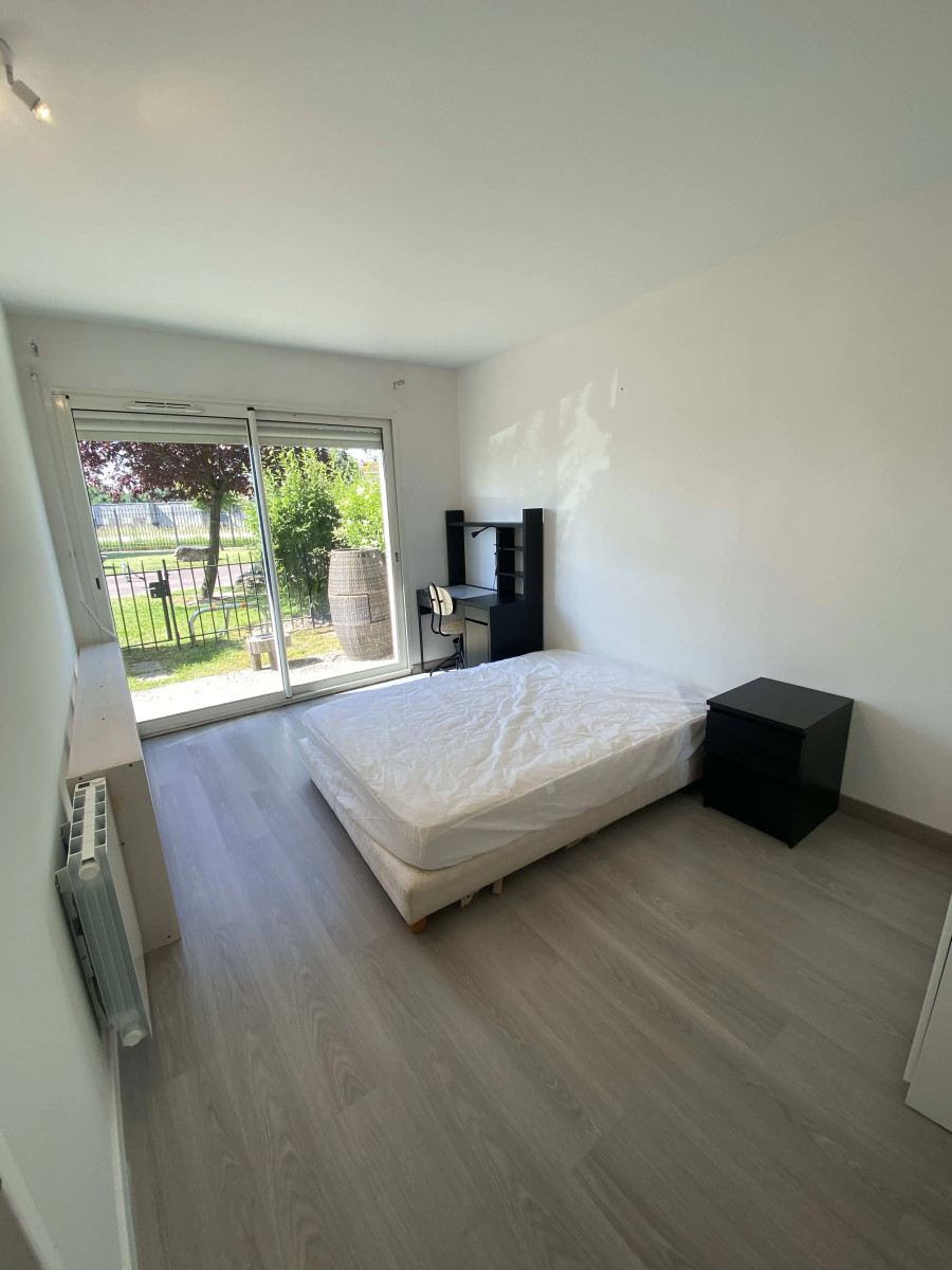 
                                                Colocation
                                                 Chambre 10.96m² à Villenave-d'Ornon